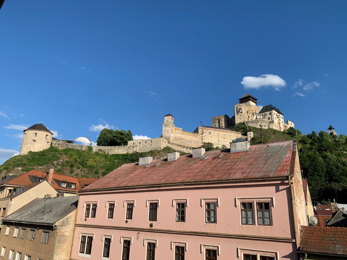 Penzion Deloris Trenčín Kültér fotó